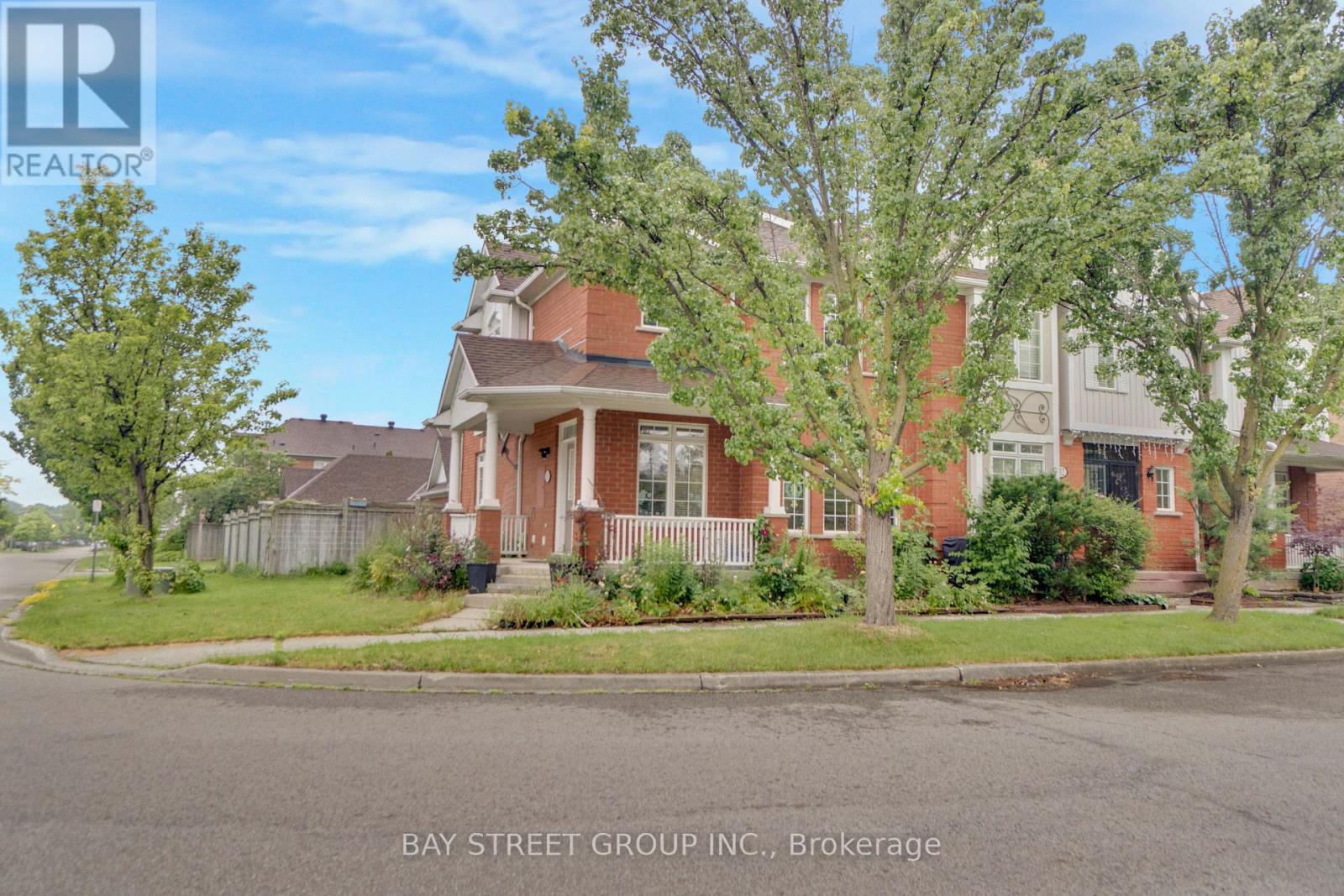 80 Irish Rose Drive, Markham, Ontario  L6C 2J6 - Photo 8 - N13496870