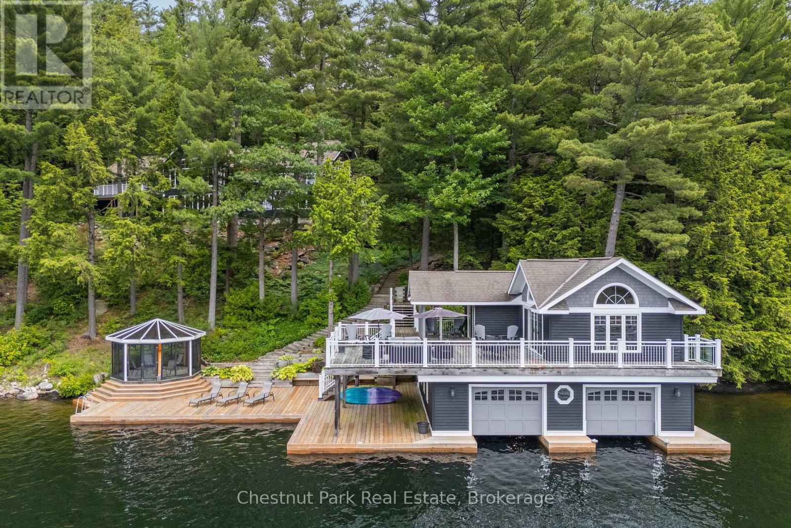 1077 Hamills Point Road, Muskoka Lakes, Ontario  P0B 1J0 - Photo 2 - X13497476