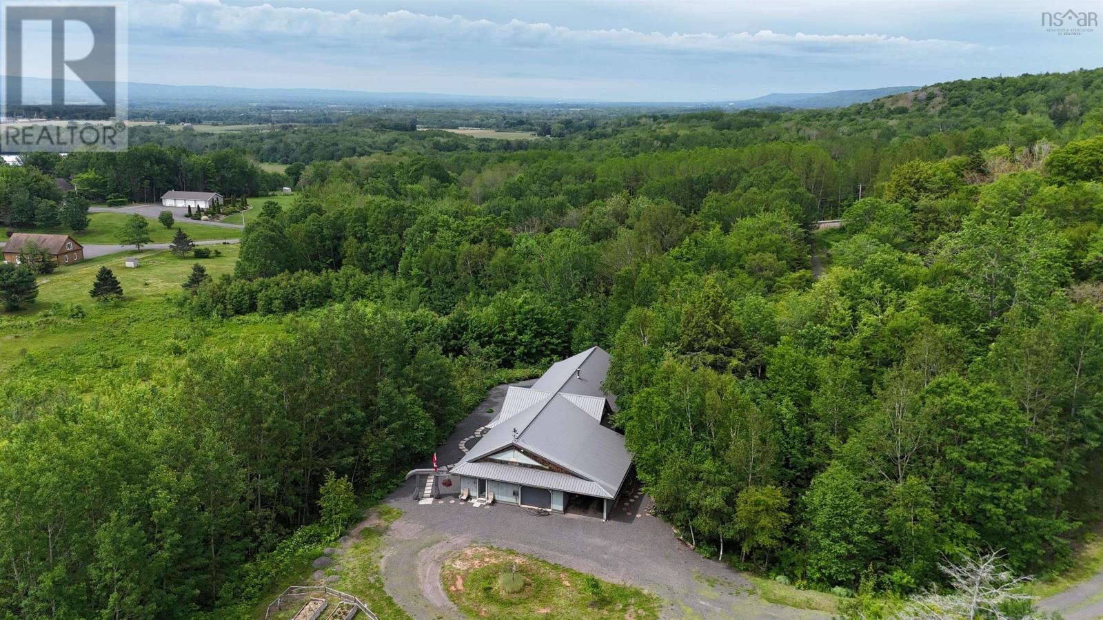 516 Burgess Mountain Road, Woodville, Nova Scotia  B0P 1G0 - Photo 11 - 202528486