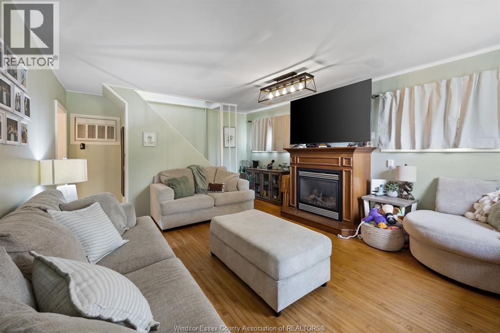 49 Maple Row, Essex, Ontario  N8M 2T8 - Photo 6 - 26015346