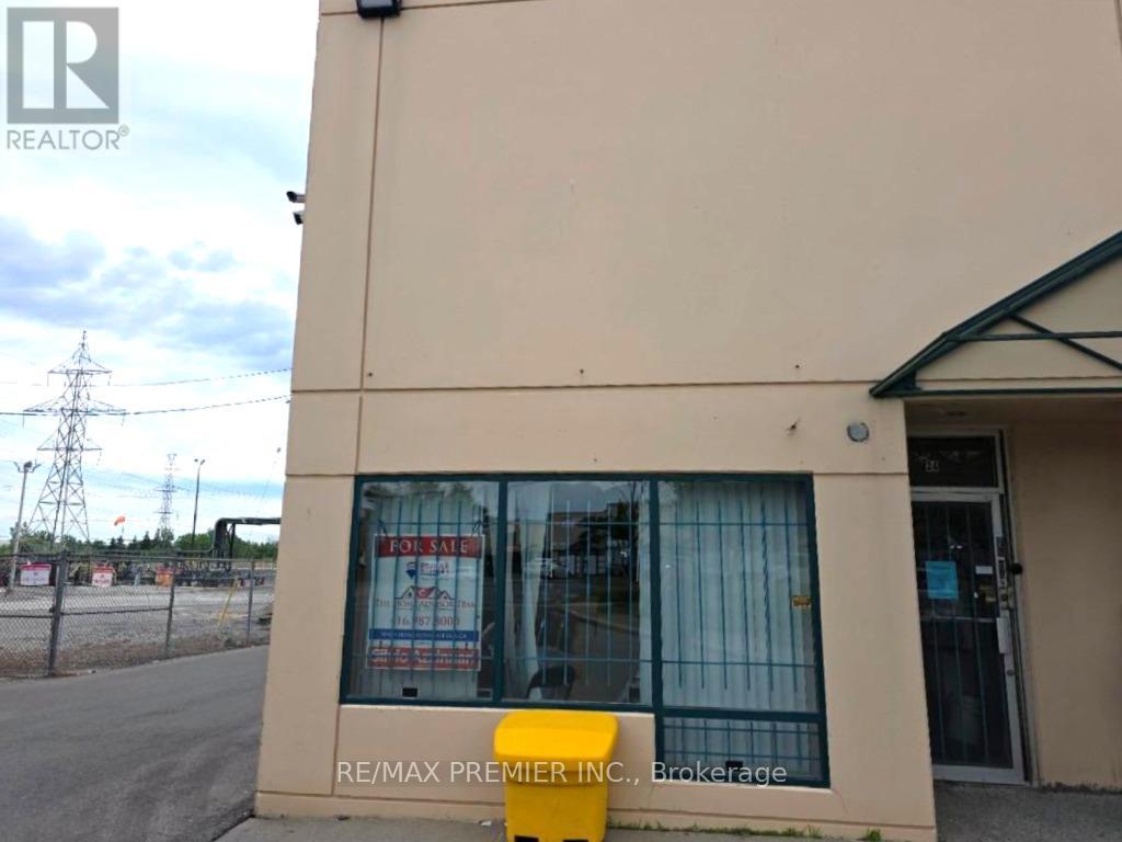 24 - 1270 FINCH AVENUE W, Toronto, Ontario