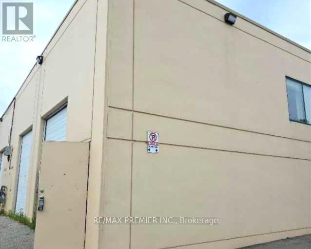 24 - 1270 Finch Avenue W, Toronto, Ontario  M3J 3J7 - Photo 2 - W13497486