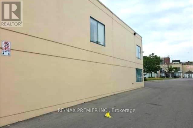 24 - 1270 Finch Avenue W, Toronto, Ontario  M3J 3J7 - Photo 4 - W13497486