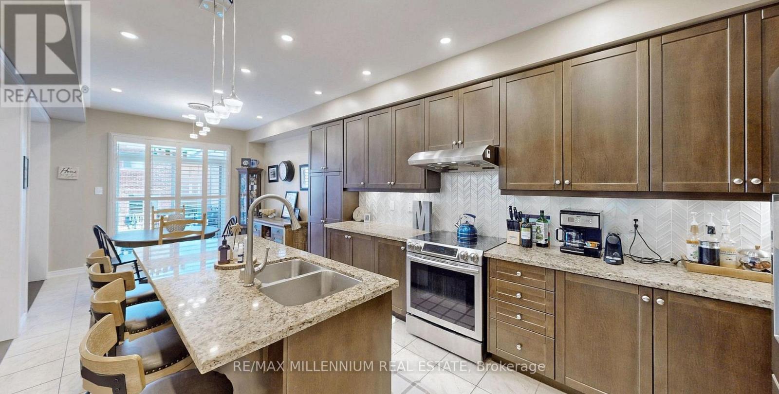 253 East's Corners (Main & 2nd Floors) Boulevard S, Vaughan, Ontario  L4H 4L7 - Photo 20 - N13494346