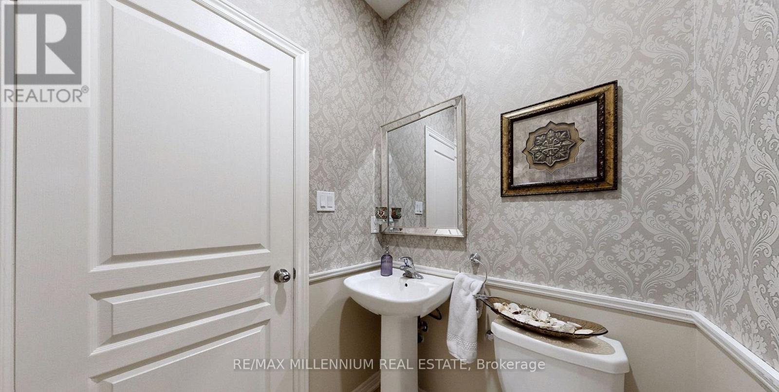 253 East's Corners (Main & 2nd Floors) Boulevard S, Vaughan, Ontario  L4H 4L7 - Photo 30 - N13494346