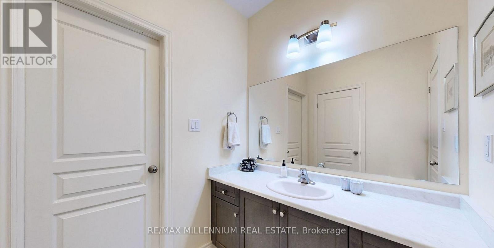 253 East's Corners (Main & 2nd Floors) Boulevard S, Vaughan, Ontario  L4H 4L7 - Photo 42 - N13494346