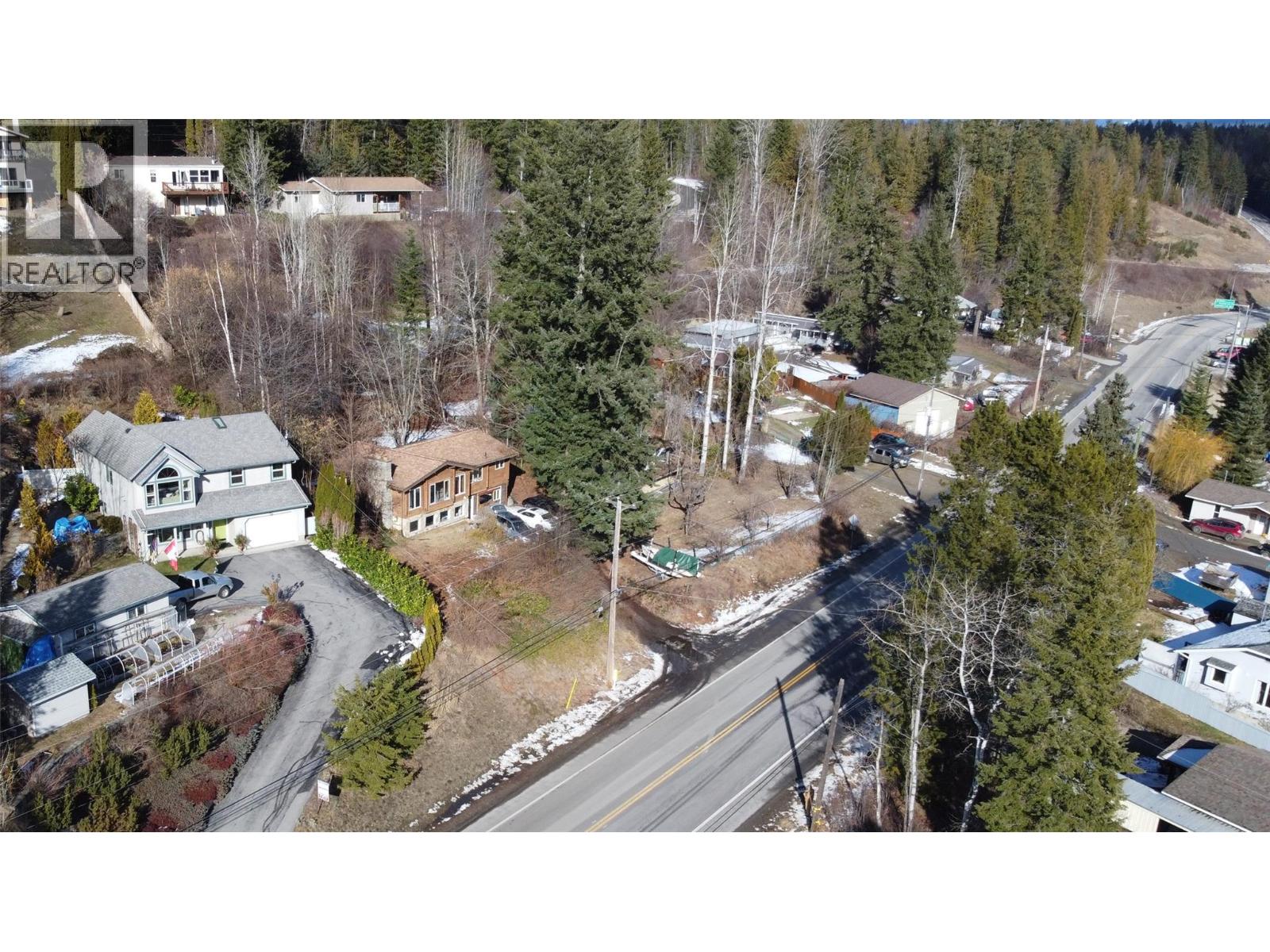 7761 3a Highway, Balfour, British Columbia  V0G 1C0 - Photo 28 - 10376726