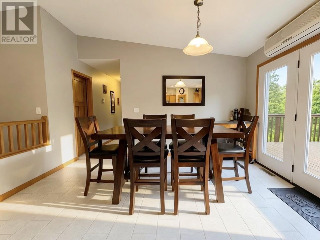 425 Emo Rd, Emo, Ontario  P0W 1E0 - Photo 11 - TB2601717