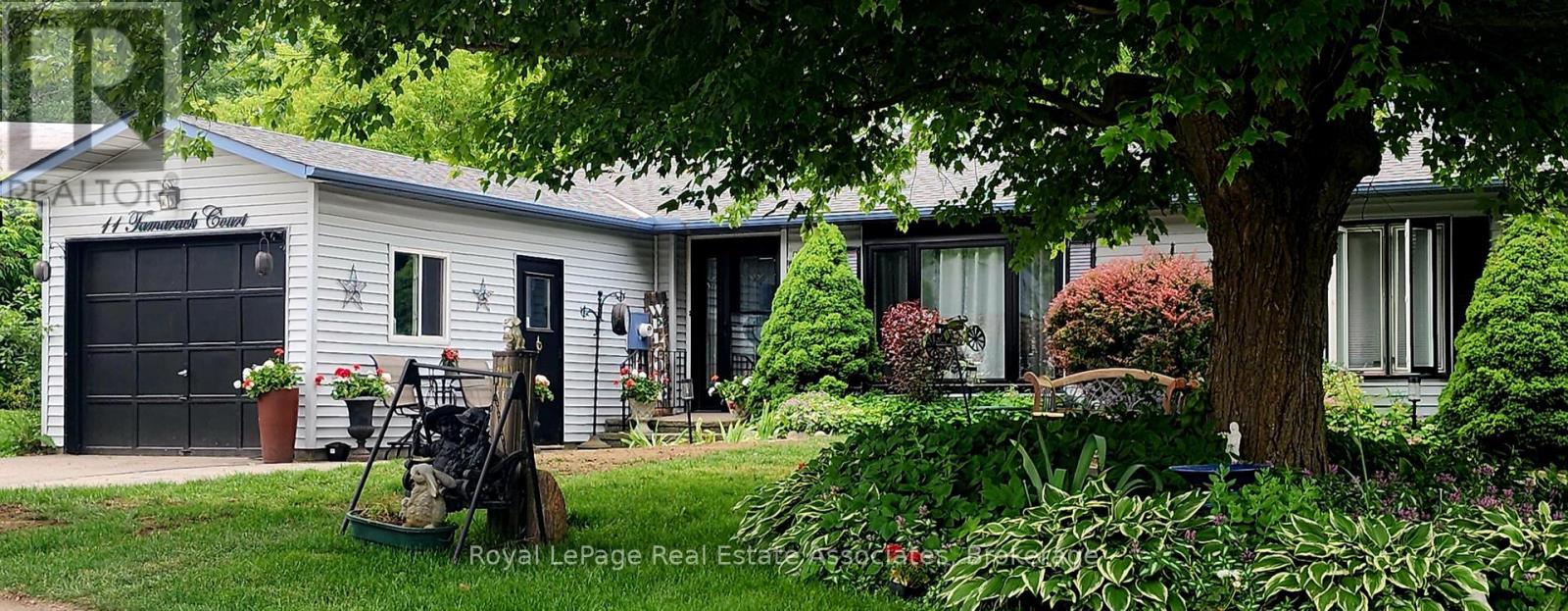 11 TAMARACK COURT, New Tecumseth, Ontario
