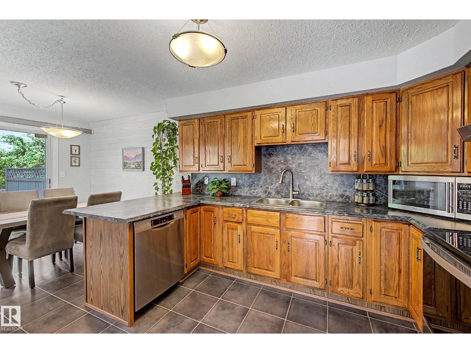 16 Whiteoaks Es, St. Albert, Alberta  T8N 3M2 - Photo 16 - E4496065