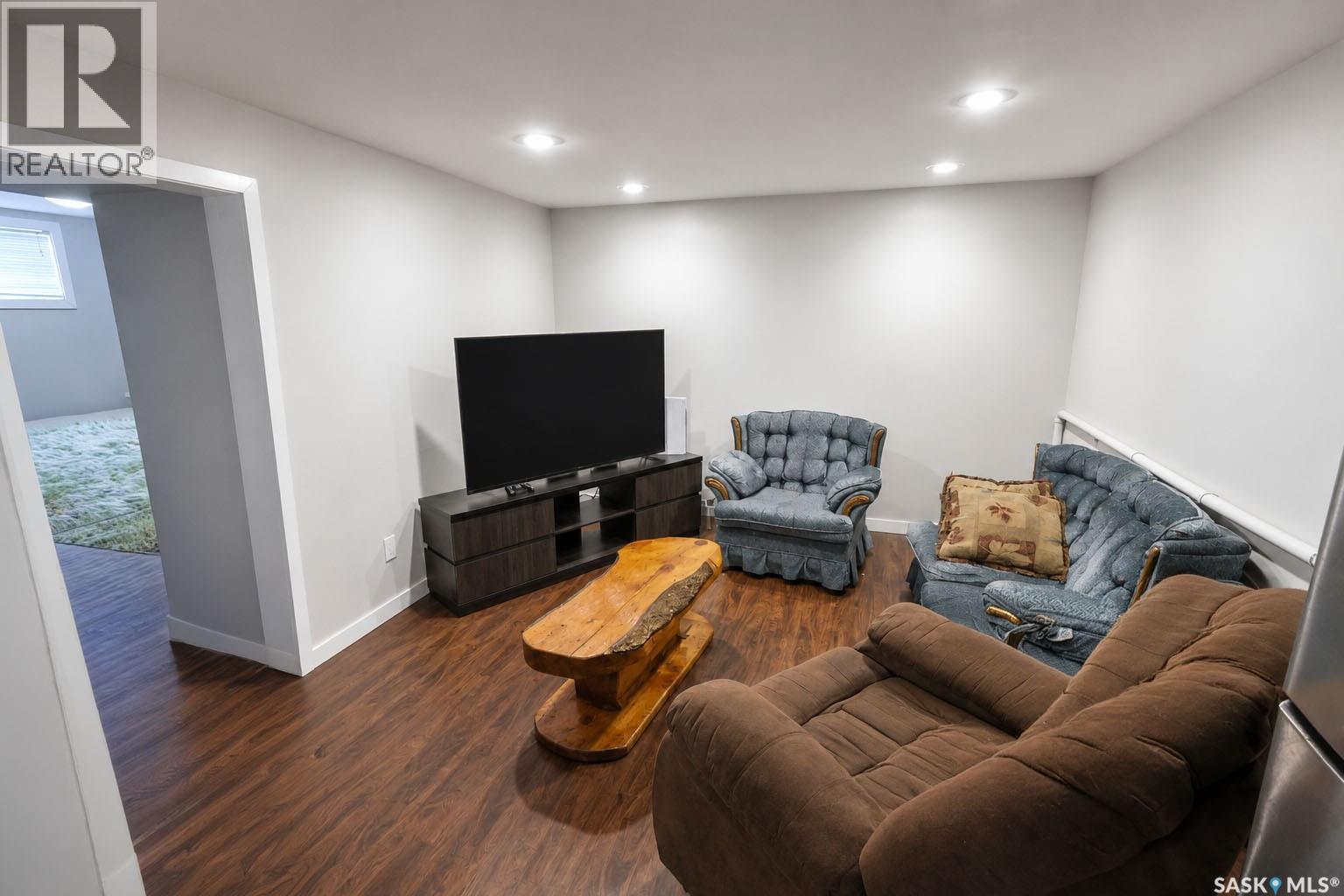 2410 Steuart Avenue, Prince Albert, Saskatchewan  S6V 2V2 - Photo 22 - SK040811