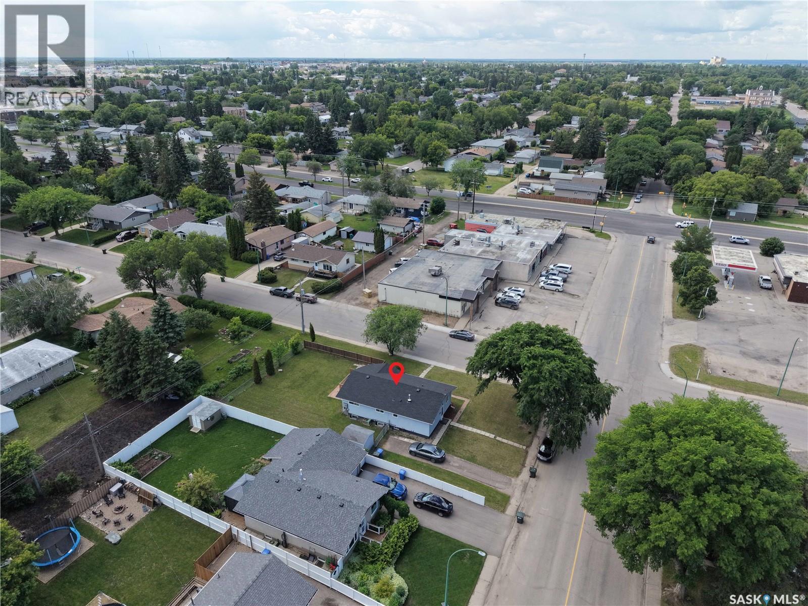 2410 Steuart Avenue, Prince Albert, Saskatchewan  S6V 2V2 - Photo 8 - SK040811