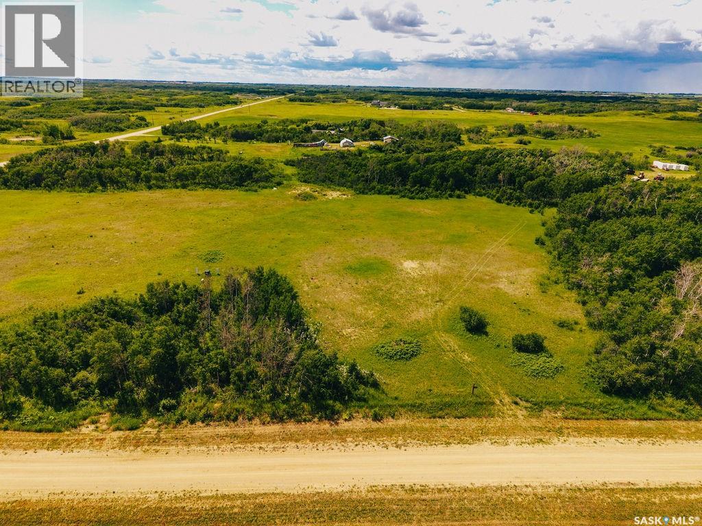 8 Aspen Way, Vanscoy Rm No. 345, Saskatchewan  S7K 1N2 - Photo 3 - SK040744