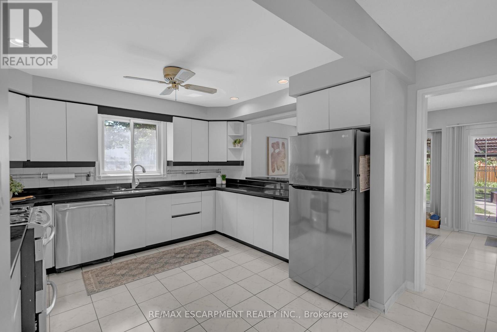 489 Acadia Drive, Hamilton, Ontario  L8W 3A3 - Photo 8 - X13497518