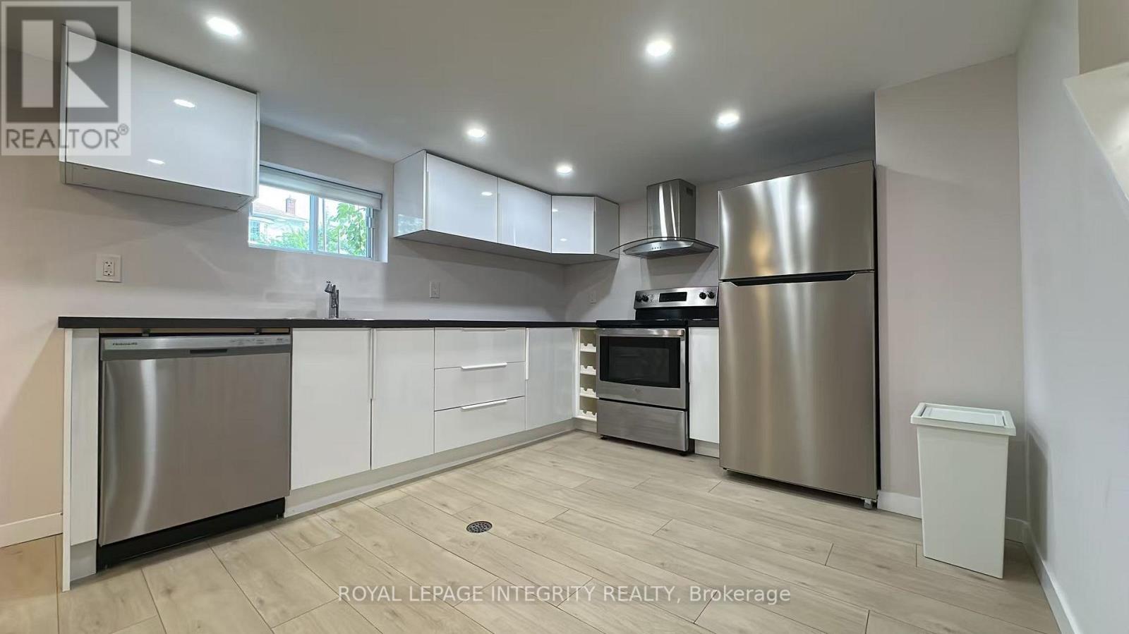 B - 610 Alesther Street, Ottawa, Ontario  K1K 1J2 - Photo 5 - X13489506