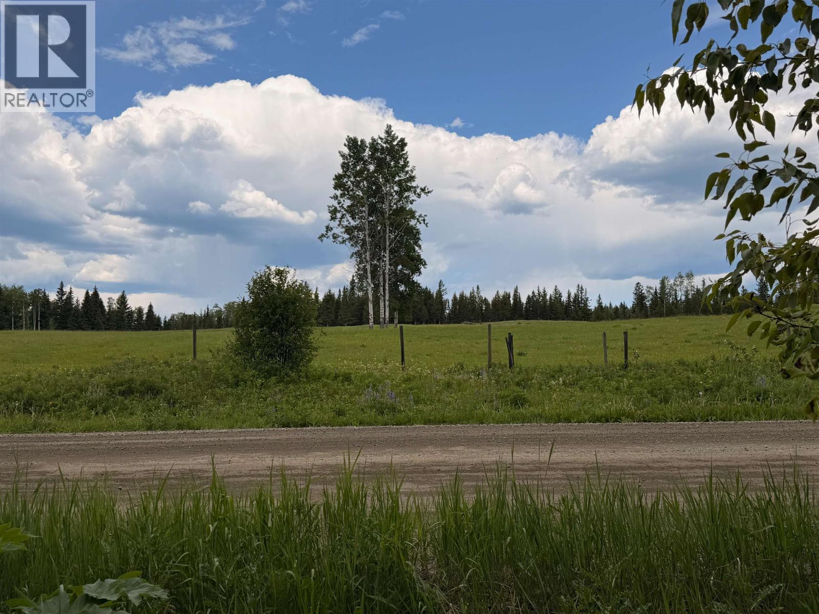 7772 Bell Road, Lone Butte, British Columbia  V0K 1X2 - Photo 12 - R3140599