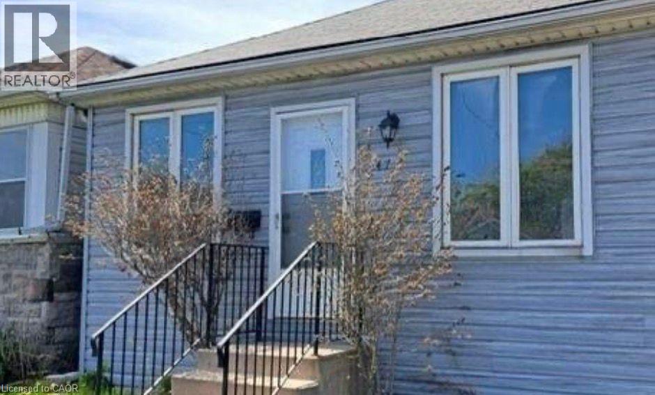 147 HARMONY Avenue, Hamilton, Ontario