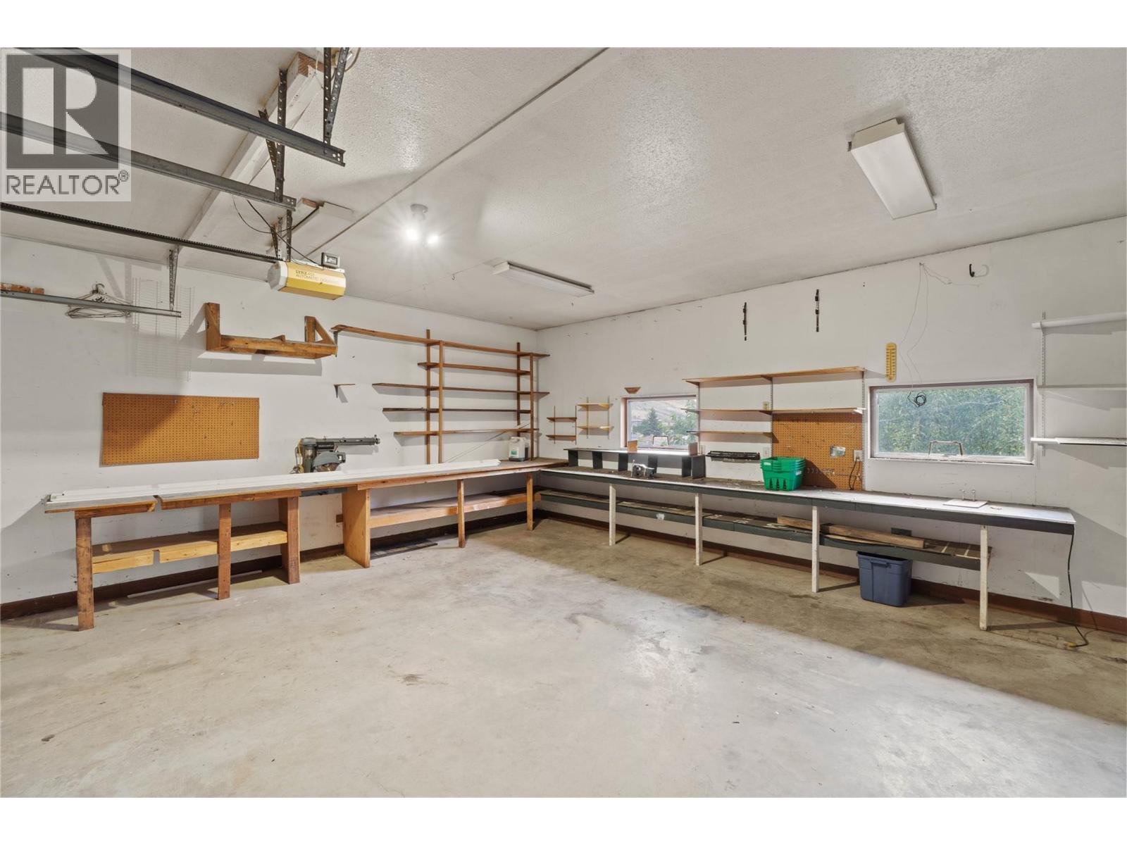 925 Sicamore Drive, Kamloops, British Columbia  V2B 8B7 - Photo 5 - 10386141