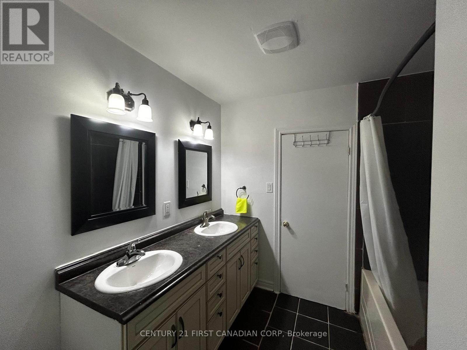A - 699 Huron Street, London East, Ontario  N5Y 4K2 - Photo 28 - X13496016