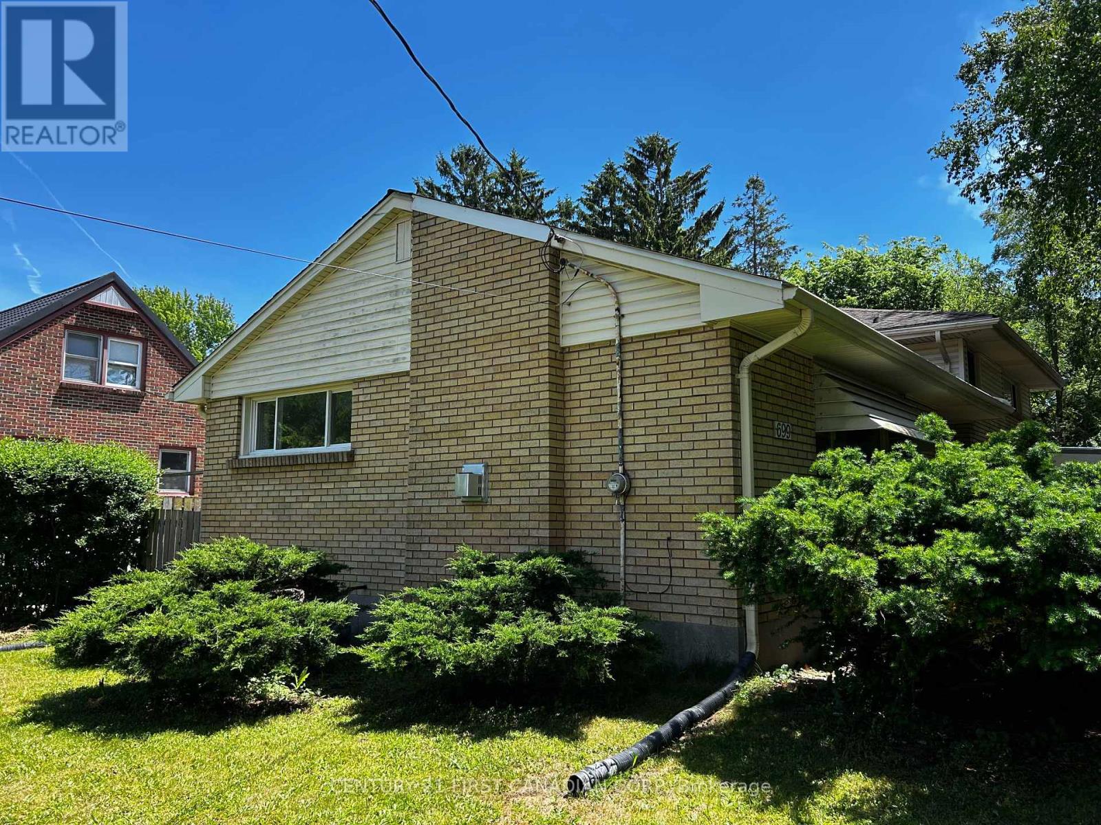 A - 699 Huron Street, London East, Ontario  N5Y 4K2 - Photo 4 - X13496016