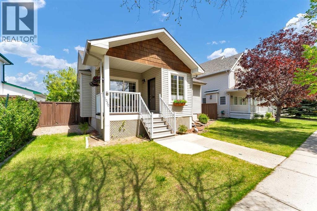 1030 5 Street SE, Medicine Hat, Alberta