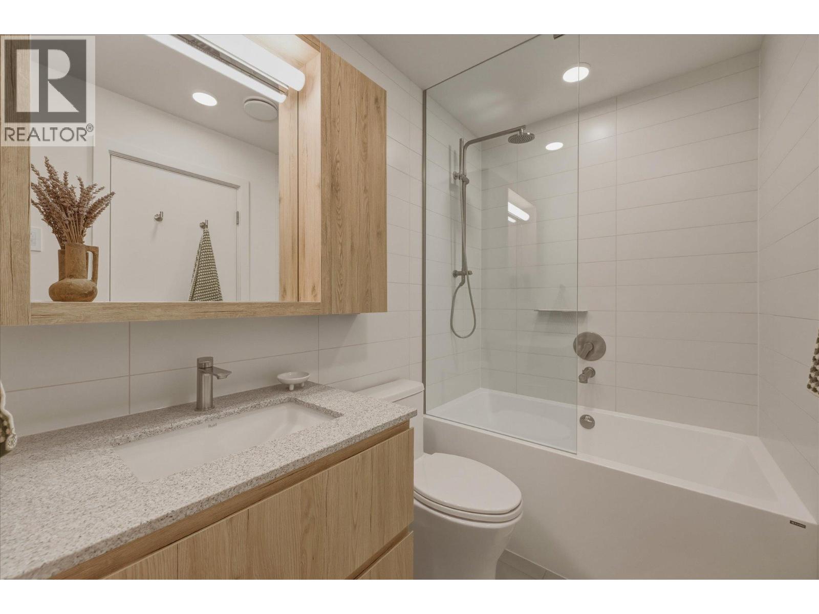 410 1500 Scott Crescent, Squamish, British Columbia  V8B 1G5 - Photo 22 - R3132108