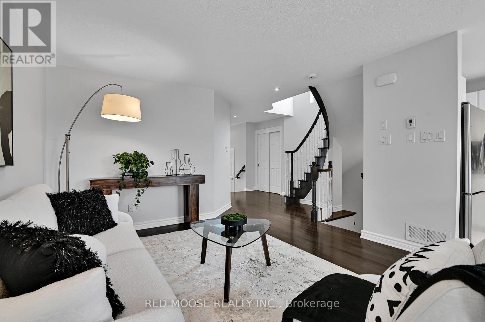 99 Calvington Avenue, Ottawa, Ontario  K2T 0H7 - Photo 10 - X13497654