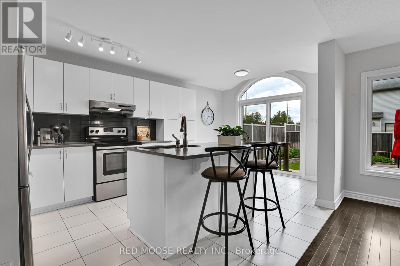 99 Calvington Avenue, Ottawa, Ontario  K2T 0H7 - Photo 12 - X13497654