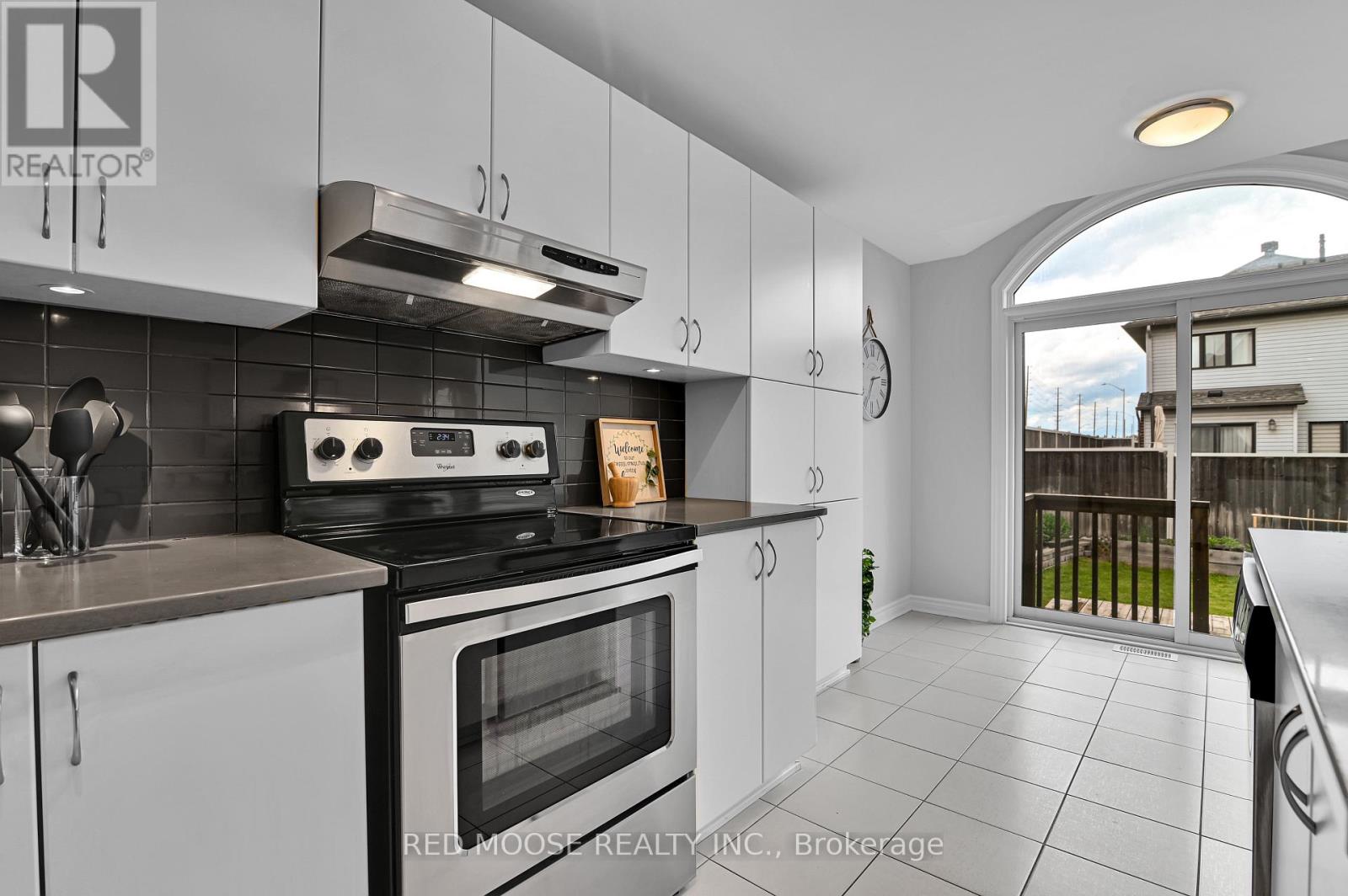 99 Calvington Avenue, Ottawa, Ontario  K2T 0H7 - Photo 13 - X13497654