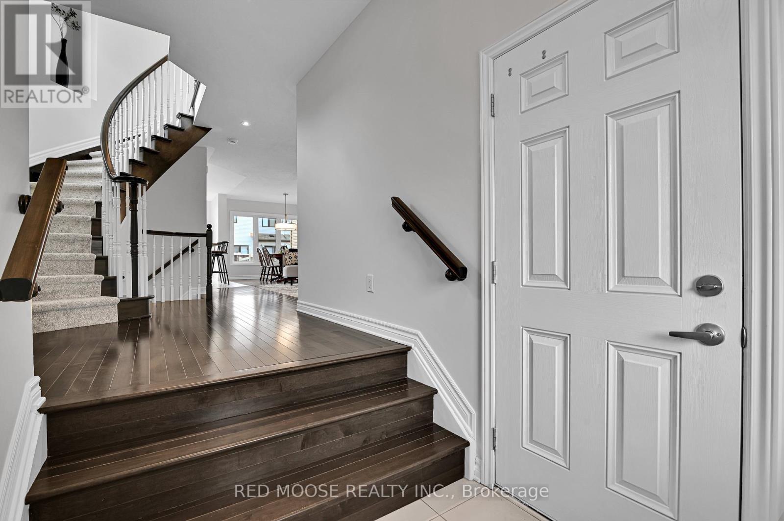 99 Calvington Avenue, Ottawa, Ontario  K2T 0H7 - Photo 5 - X13497654