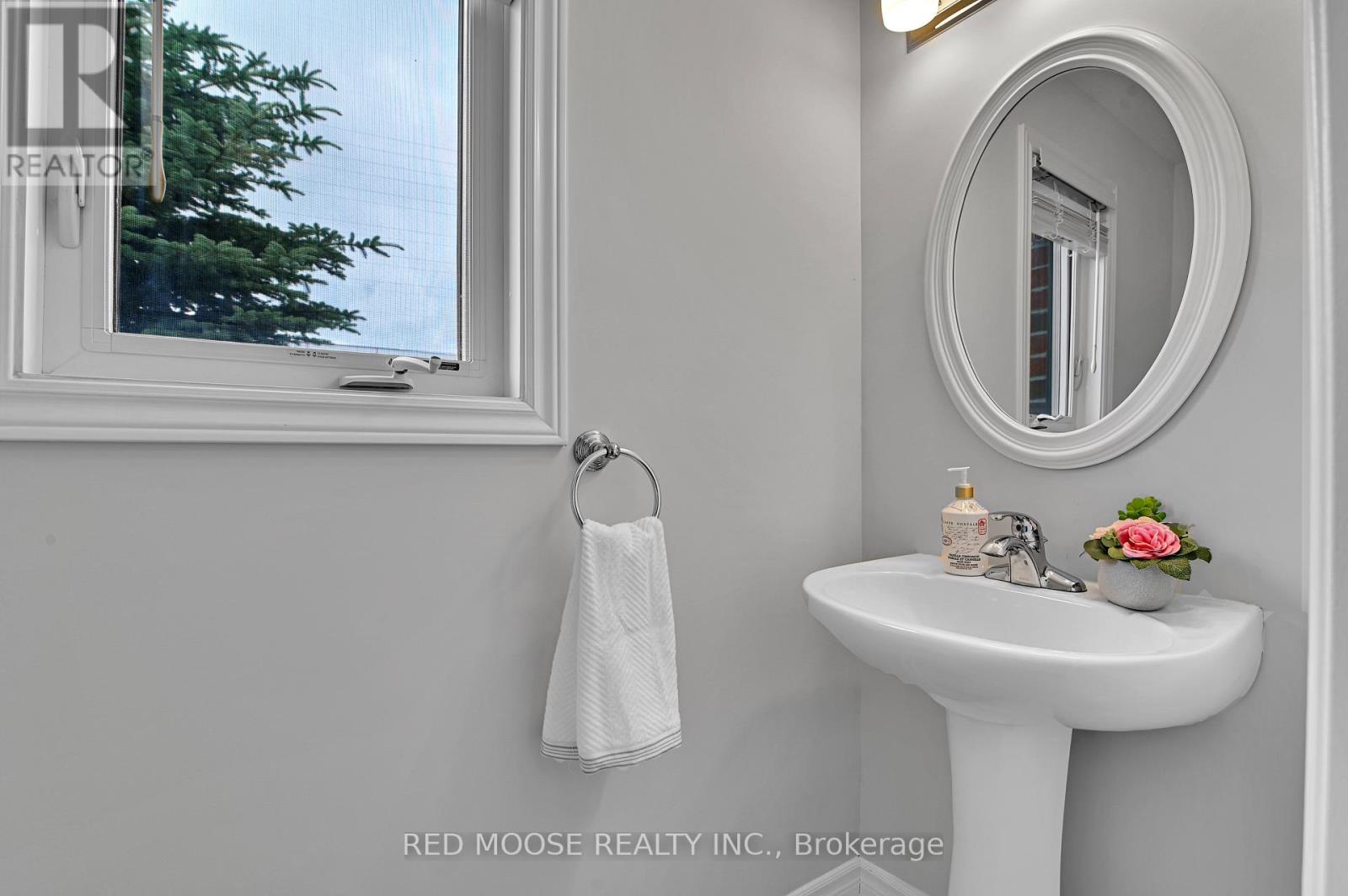 99 Calvington Avenue, Ottawa, Ontario  K2T 0H7 - Photo 6 - X13497654