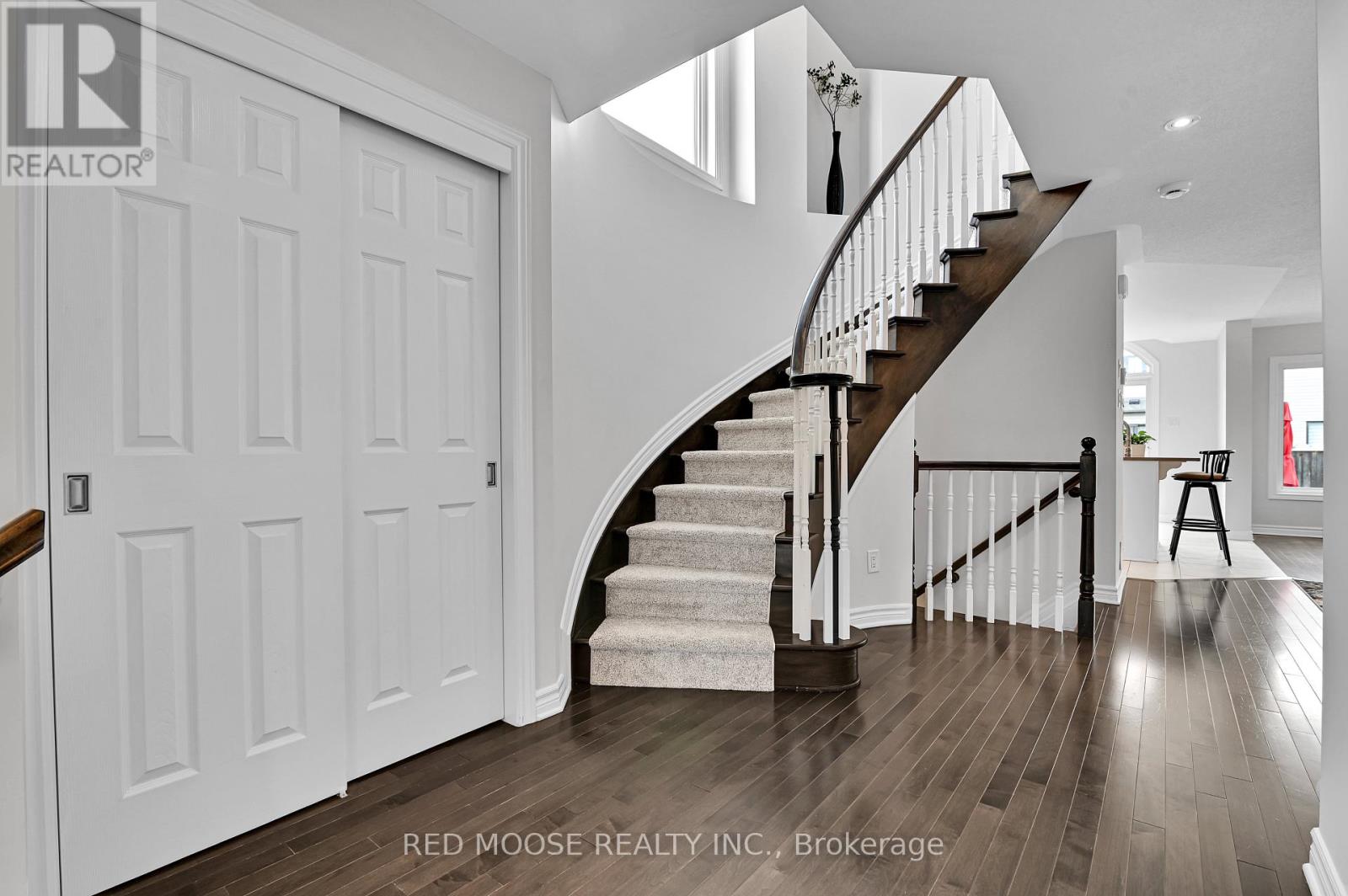 99 Calvington Avenue, Ottawa, Ontario  K2T 0H7 - Photo 7 - X13497654
