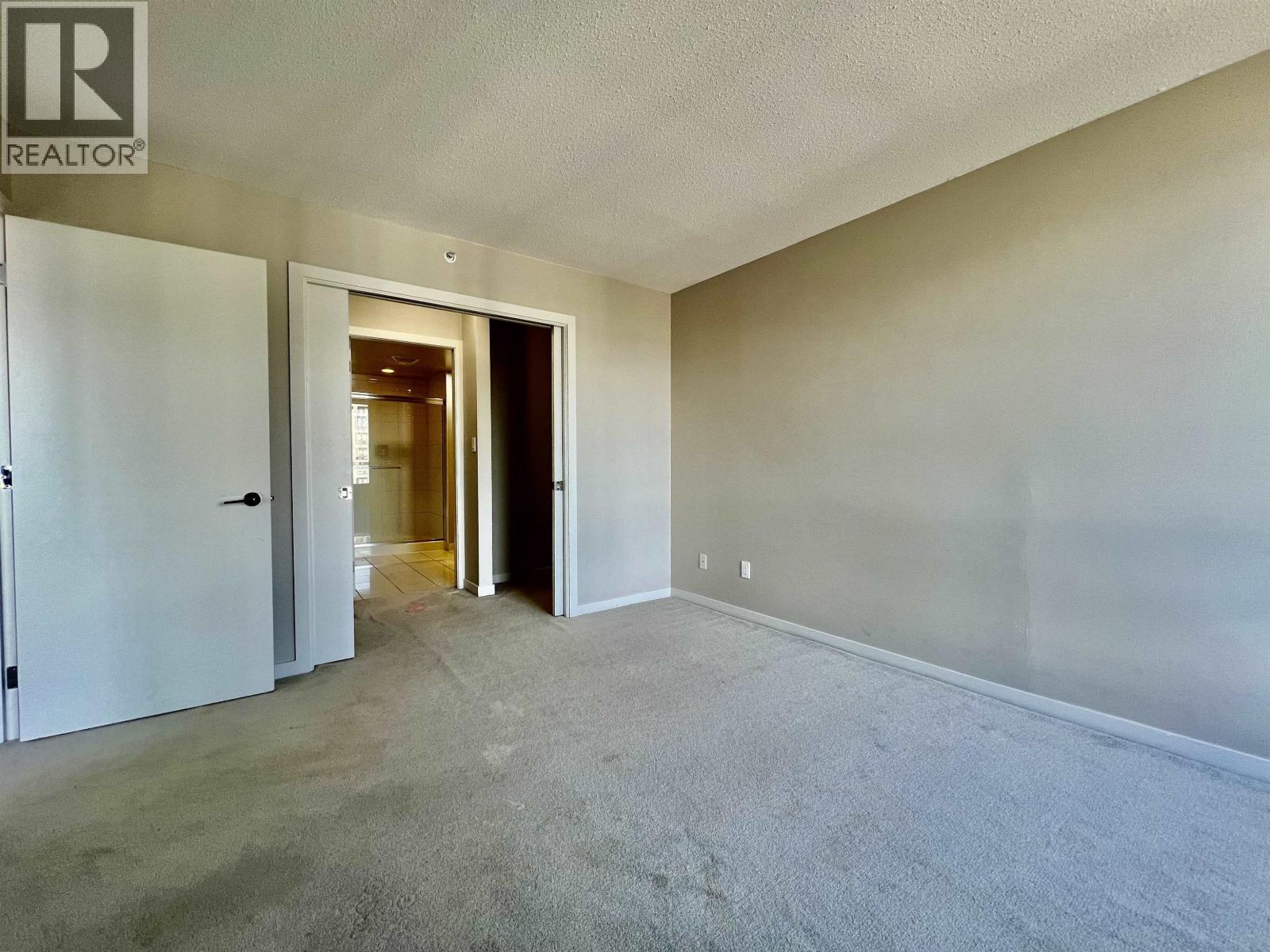 2501 2979 Glen Drive, Coquitlam, British Columbia  V3B 0B2 - Photo 8 - R3140595
