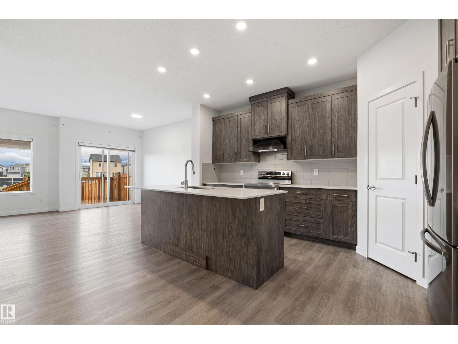 15134 26 St NW, Edmonton, Alberta  T5Y 3Y5 - Photo 12 - E4496079