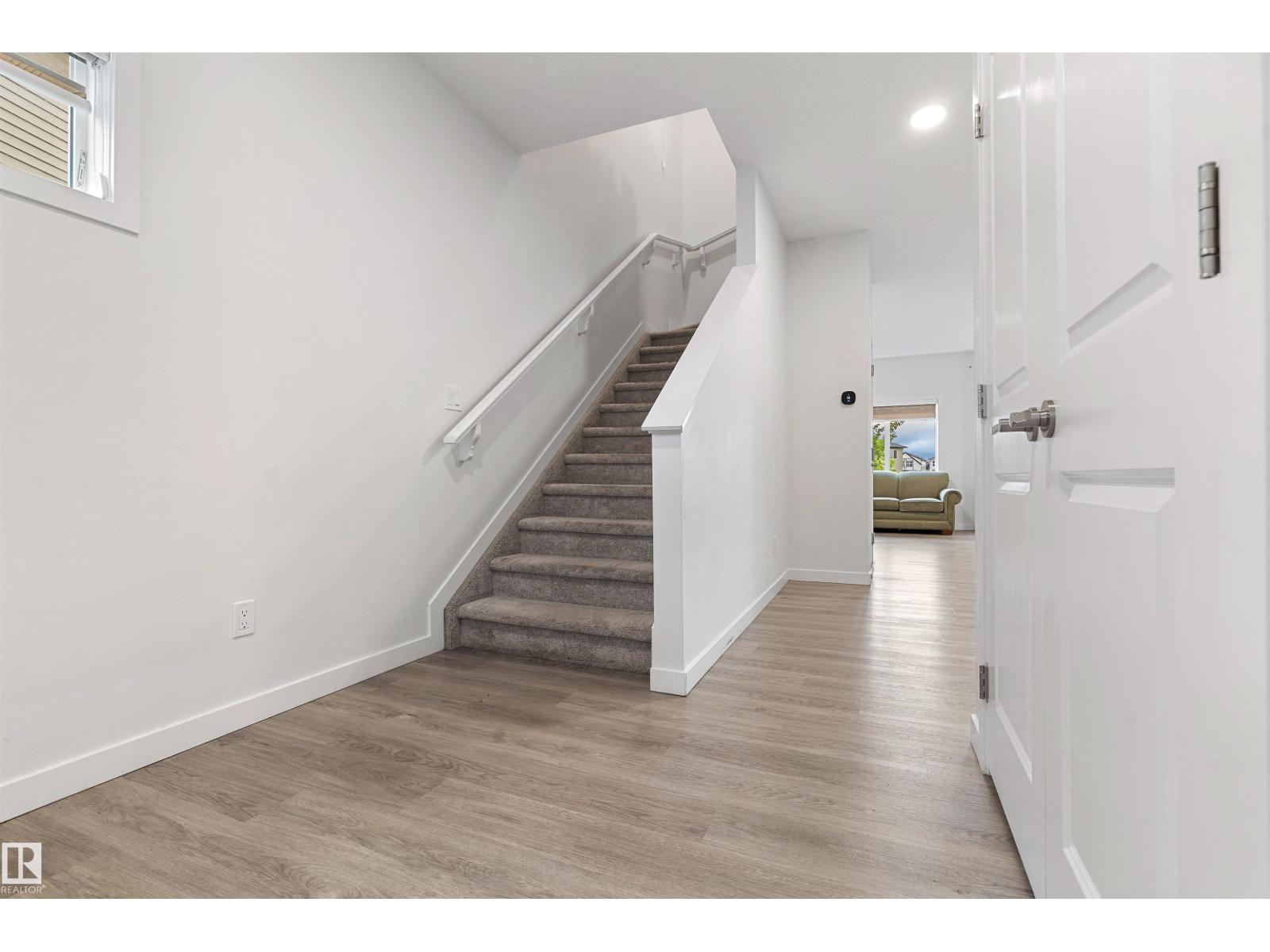 15134 26 St NW, Edmonton, Alberta  T5Y 3Y5 - Photo 6 - E4496079