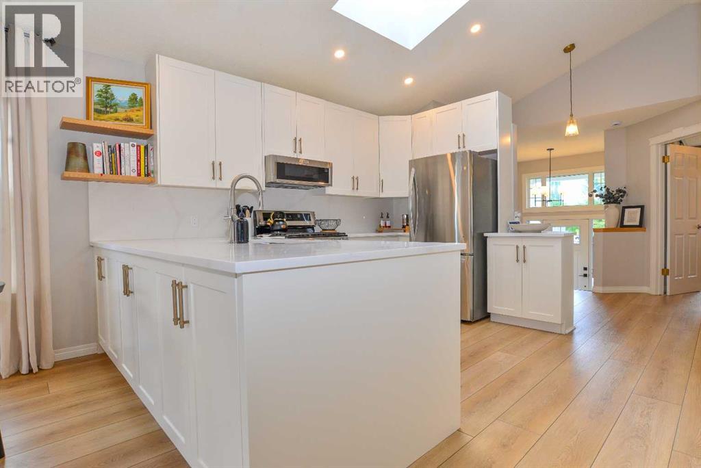 7 Tuscany Valley Road Nw, Calgary, Alberta  T3L 2C1 - Photo 8 - A2324175