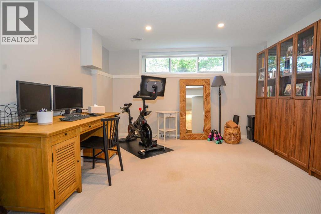 7 Tuscany Valley Road Nw, Calgary, Alberta  T3L 2C1 - Photo 33 - A2324175