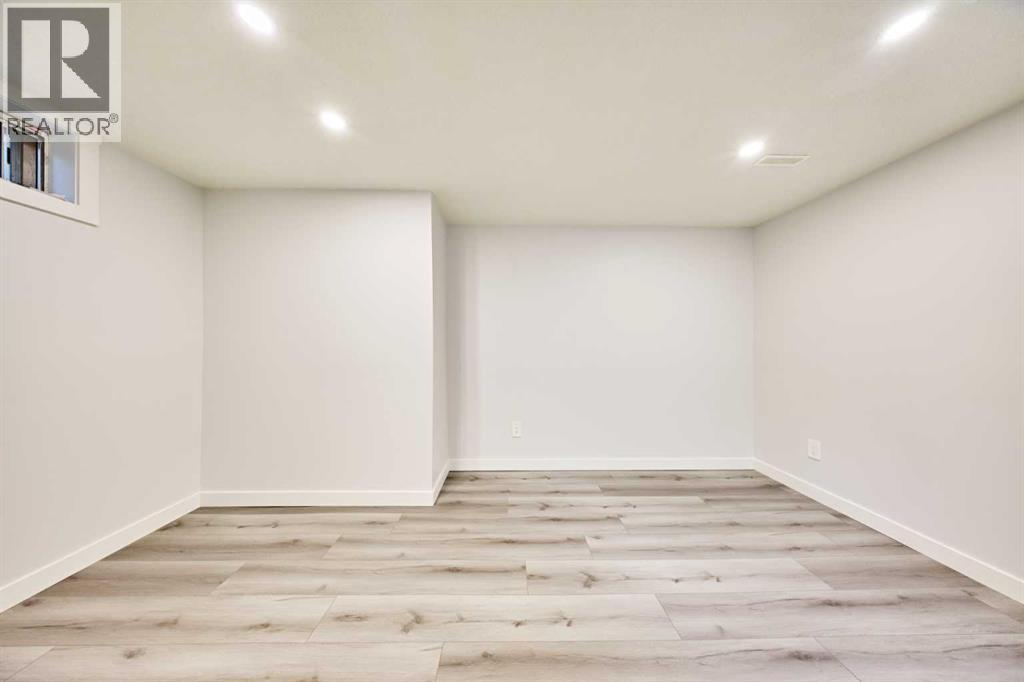 20 Erin Ridge Court Se, Calgary, Alberta  T2B 3B2 - Photo 43 - A2324315