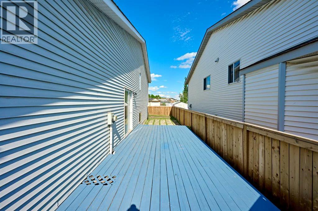 20 Erin Ridge Court Se, Calgary, Alberta  T2B 3B2 - Photo 30 - A2324315