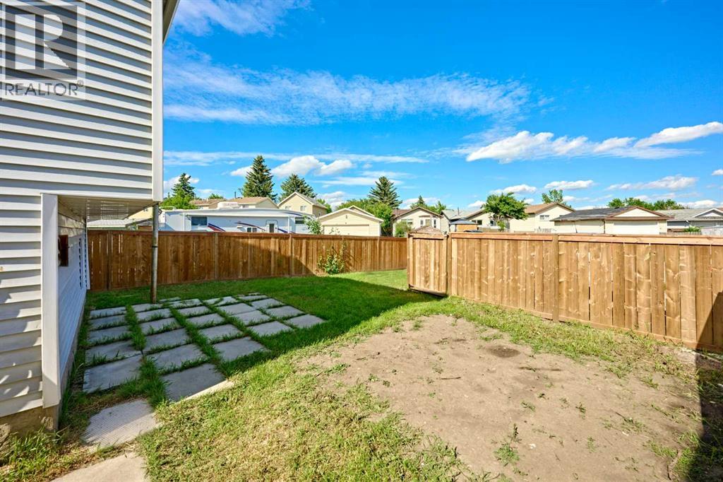 20 Erin Ridge Court Se, Calgary, Alberta  T2B 3B2 - Photo 34 - A2324315