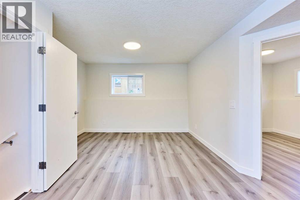 20 Erin Ridge Court Se, Calgary, Alberta  T2B 3B2 - Photo 28 - A2324315