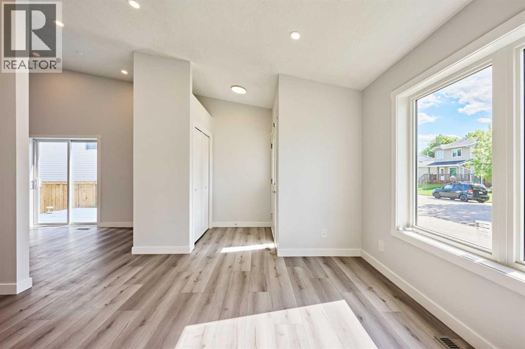 20 Erin Ridge Court Se, Calgary, Alberta  T2B 3B2 - Photo 8 - A2324315