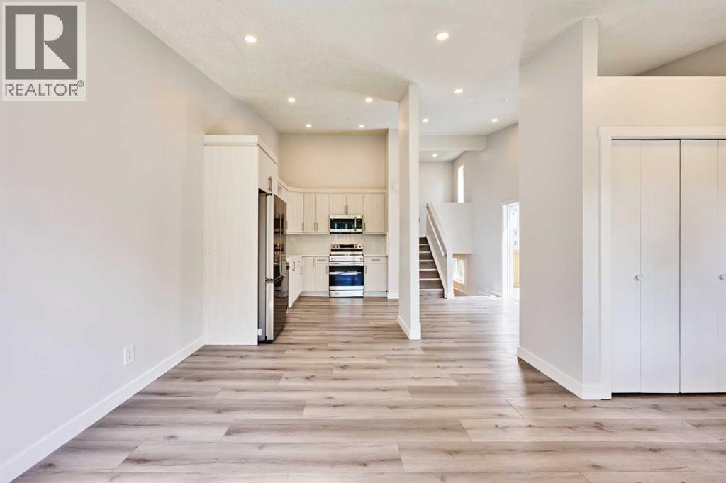 20 Erin Ridge Court Se, Calgary, Alberta  T2B 3B2 - Photo 9 - A2324315