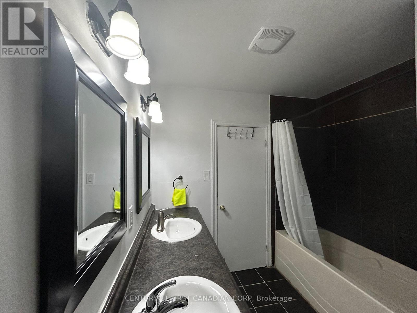 A - 699 Huron Street, London East, Ontario  N5Y 4K2 - Photo 29 - X13496016