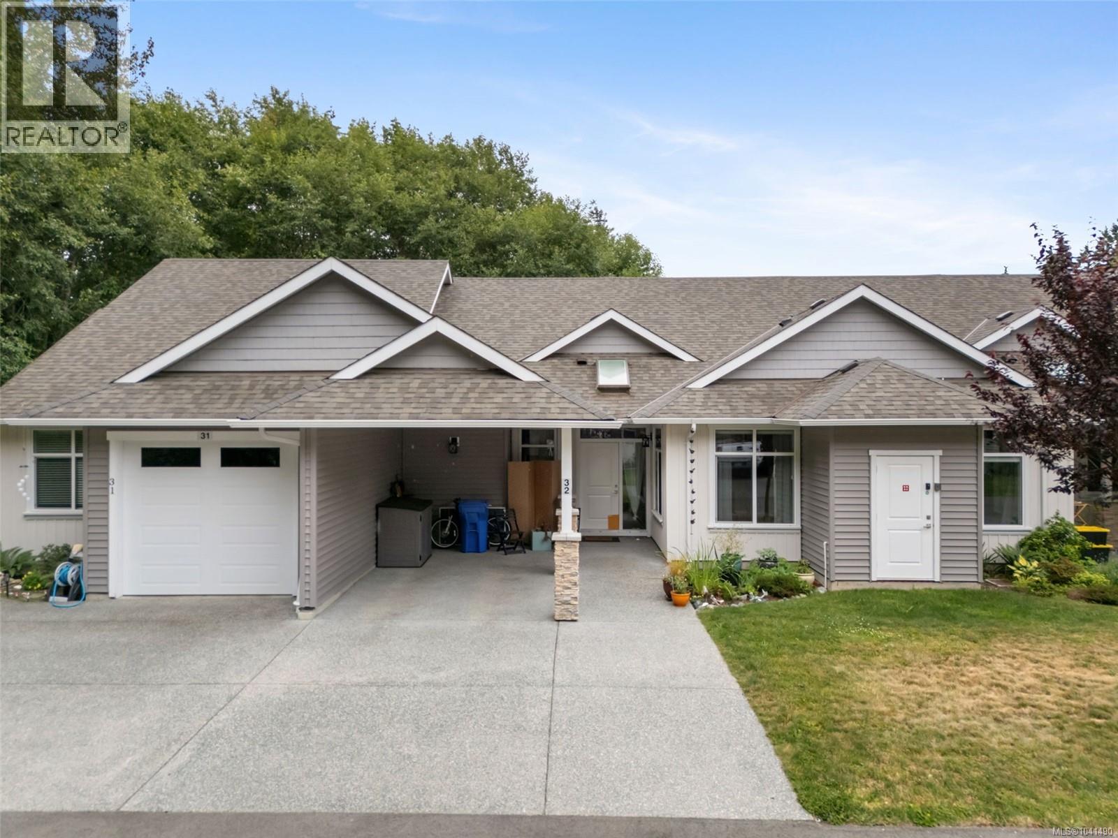32 300 Grosskleg Way, Lake Cowichan, British Columbia  V0R 2G0 - Photo 3 - 1041490