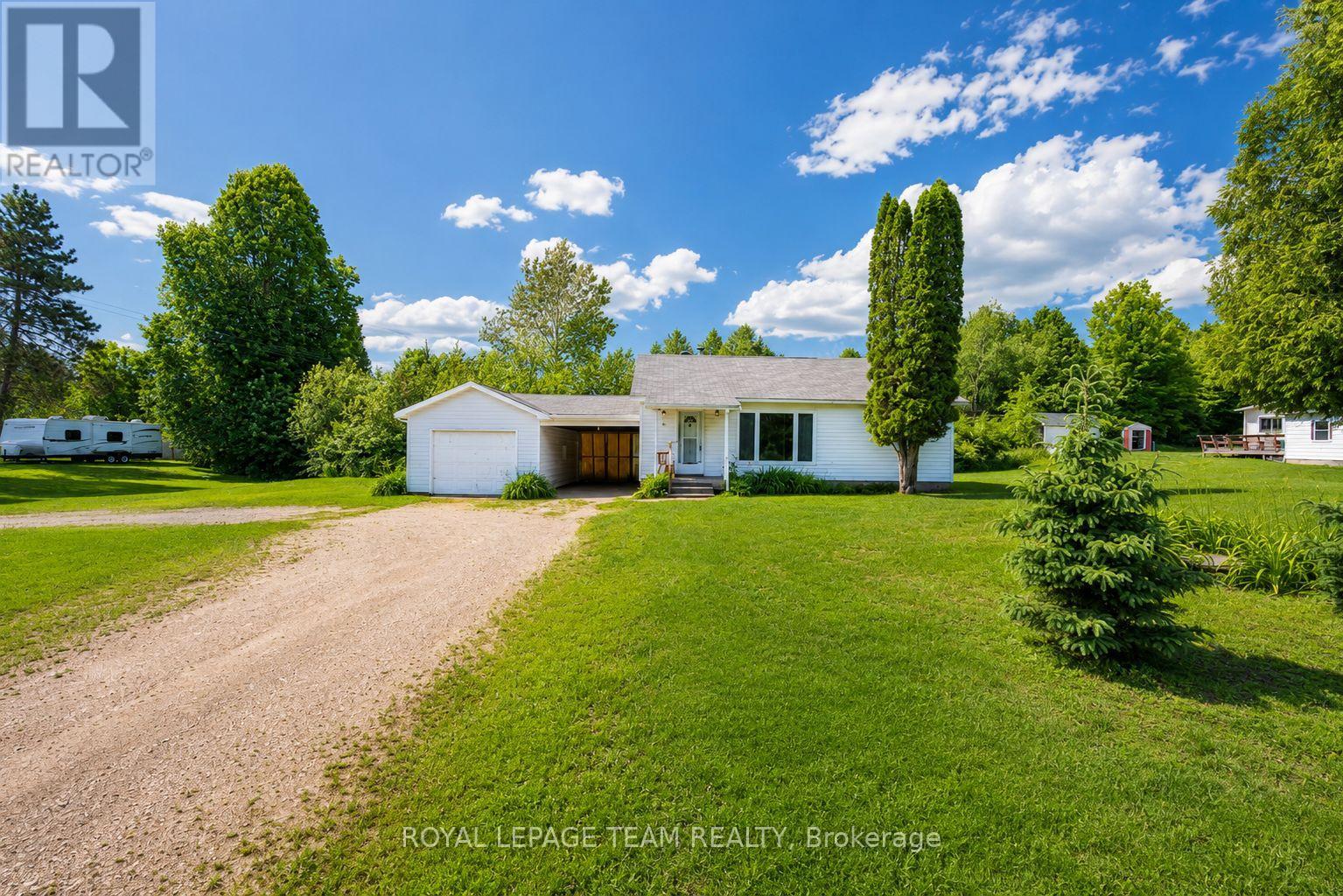 90 MILL STREET, Killaloe, Ontario