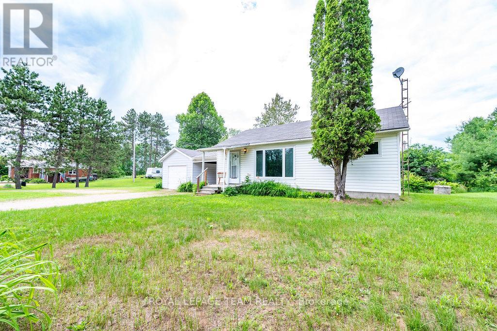 90 Mill Street, Killaloe, Ontario  K0J 2A0 - Photo 5 - X13497764