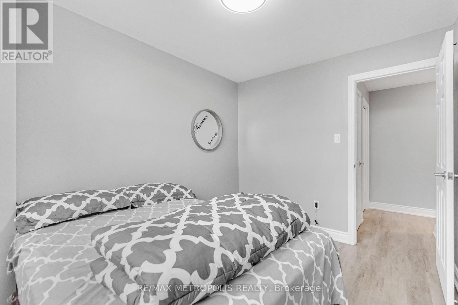 1903 - 530 Lolita Gardens, Mississauga, Ontario  L5A 3T2 - Photo 25 - W13495096