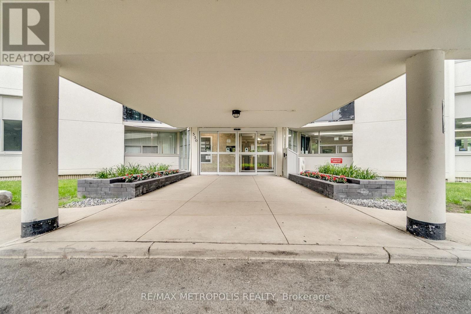 1903 - 530 Lolita Gardens, Mississauga, Ontario  L5A 3T2 - Photo 7 - W13495096