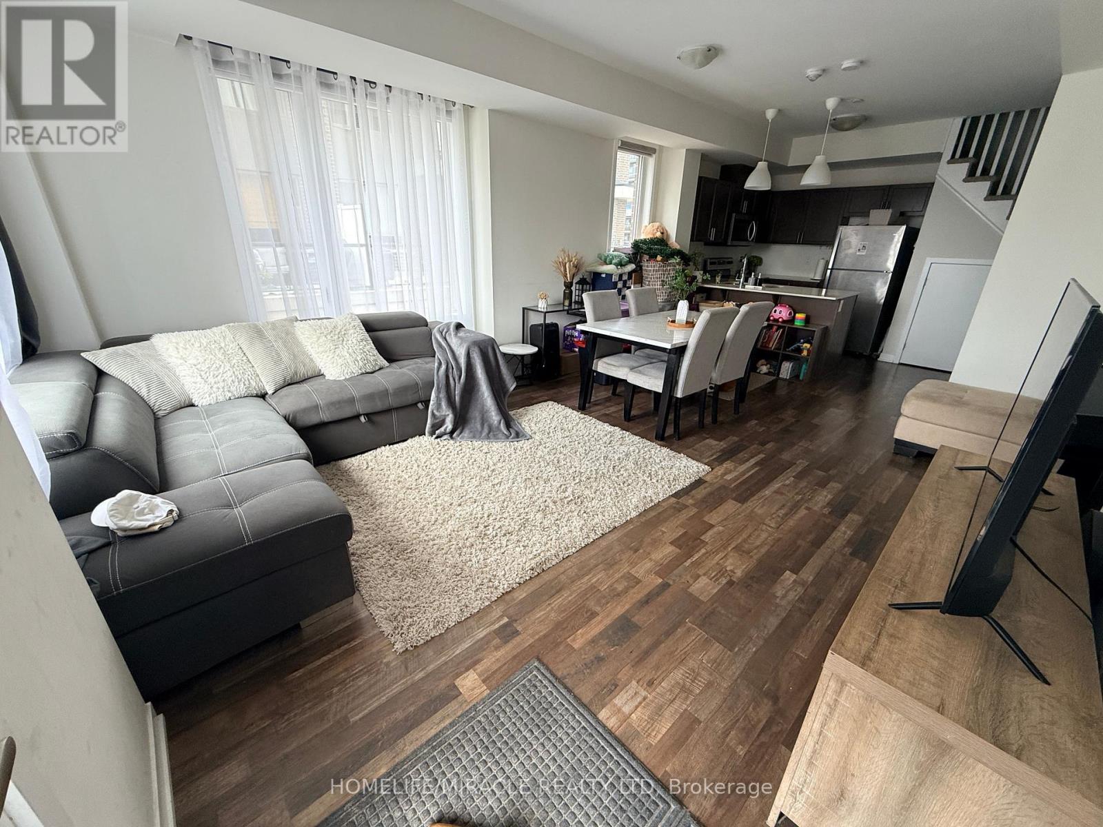 323 - 1460 WHITES ROAD, Pickering, Ontario